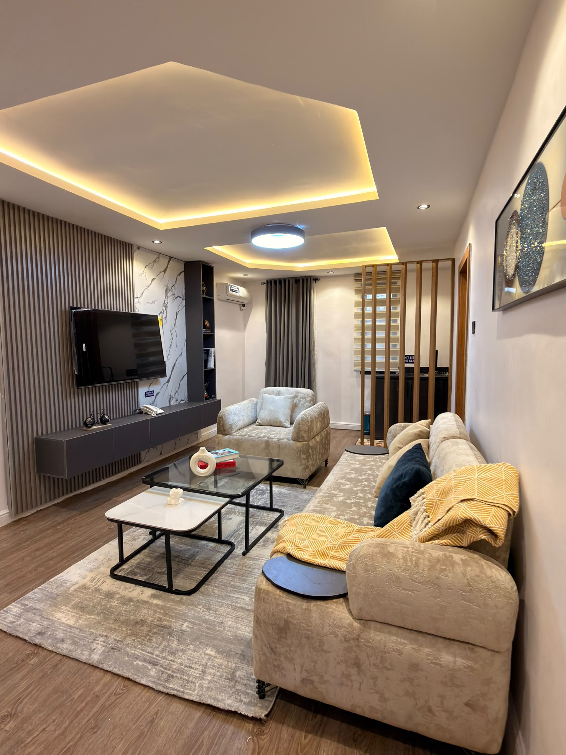 Emperor Suites deluxe one bedroom apartment
